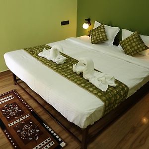 Single Room Garden View